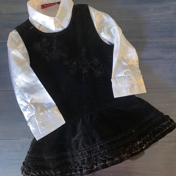 The Children’s Pl Velvet Dress W/Satin Undershirt
